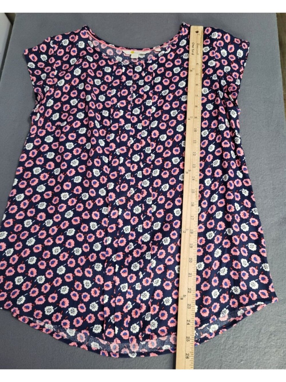 BODEN Womens SZ 6 Pleat Front Top Azalea Floral Print Keyhole Blouse Navy Pink - Picture 5 of 7